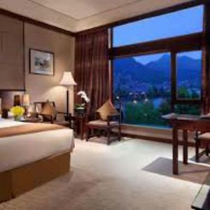 Executive Twin Room Lake View